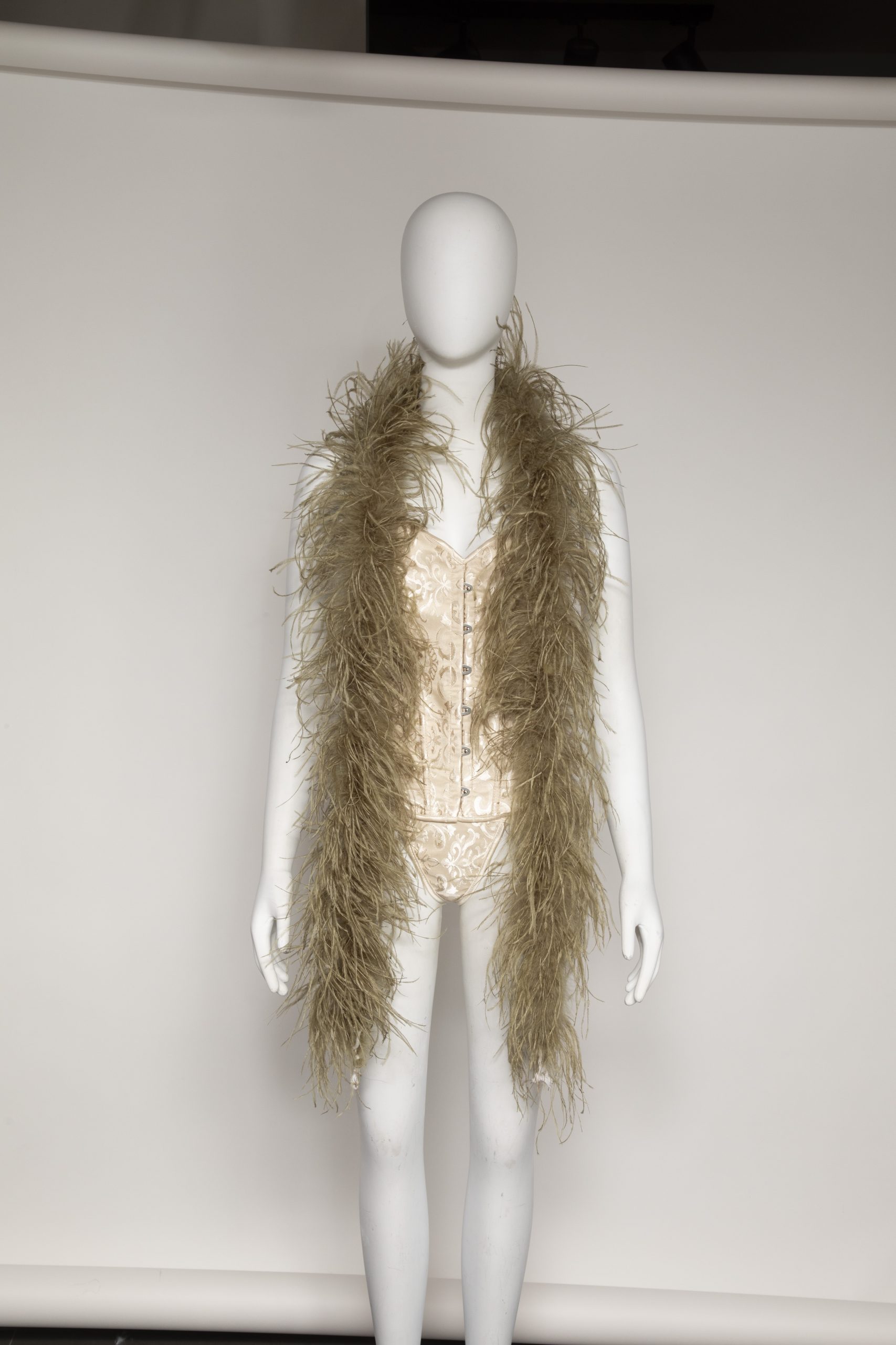 צעיף יען 4 פליי ירון בהיר