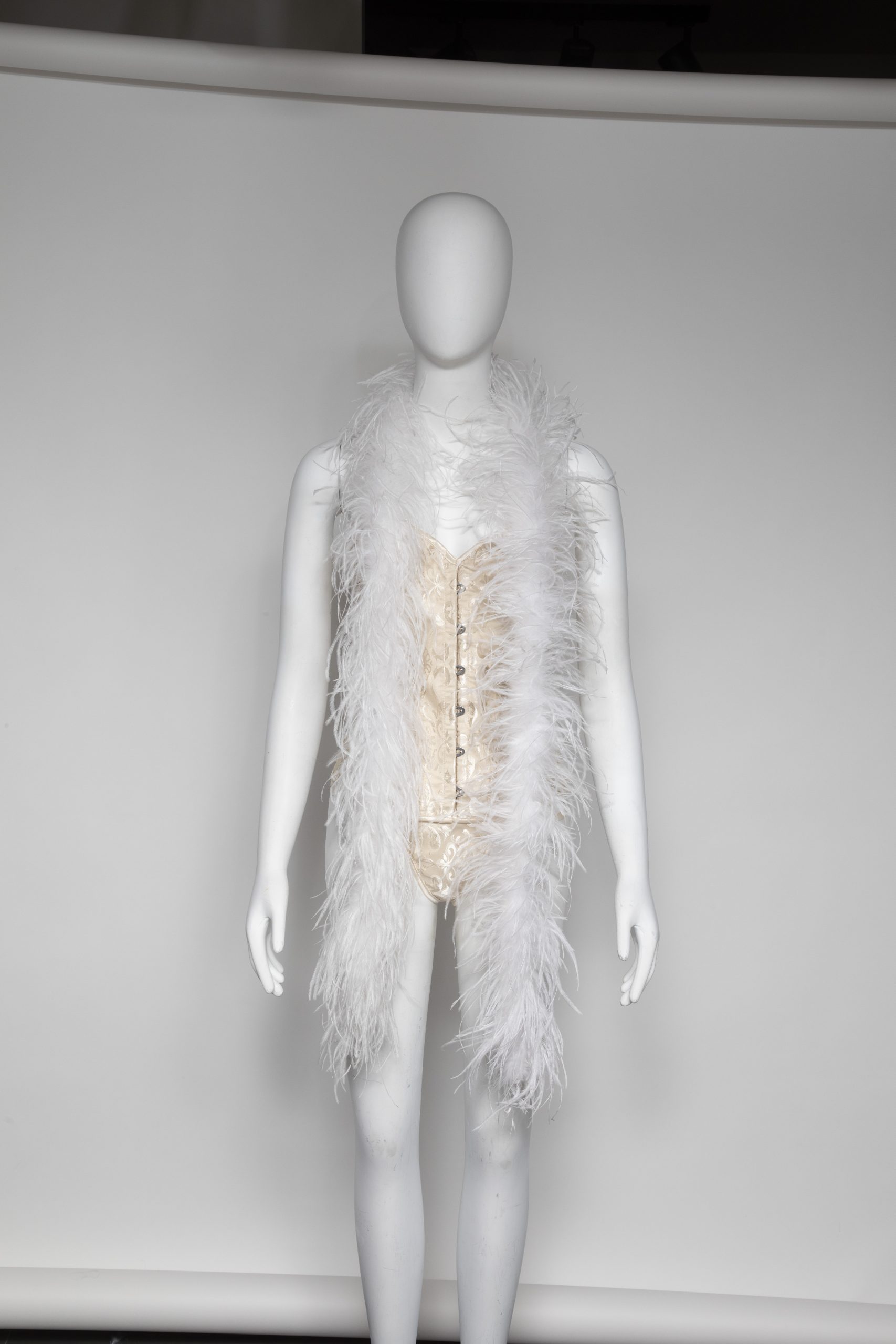 צעיף יען 4 פליי לבן