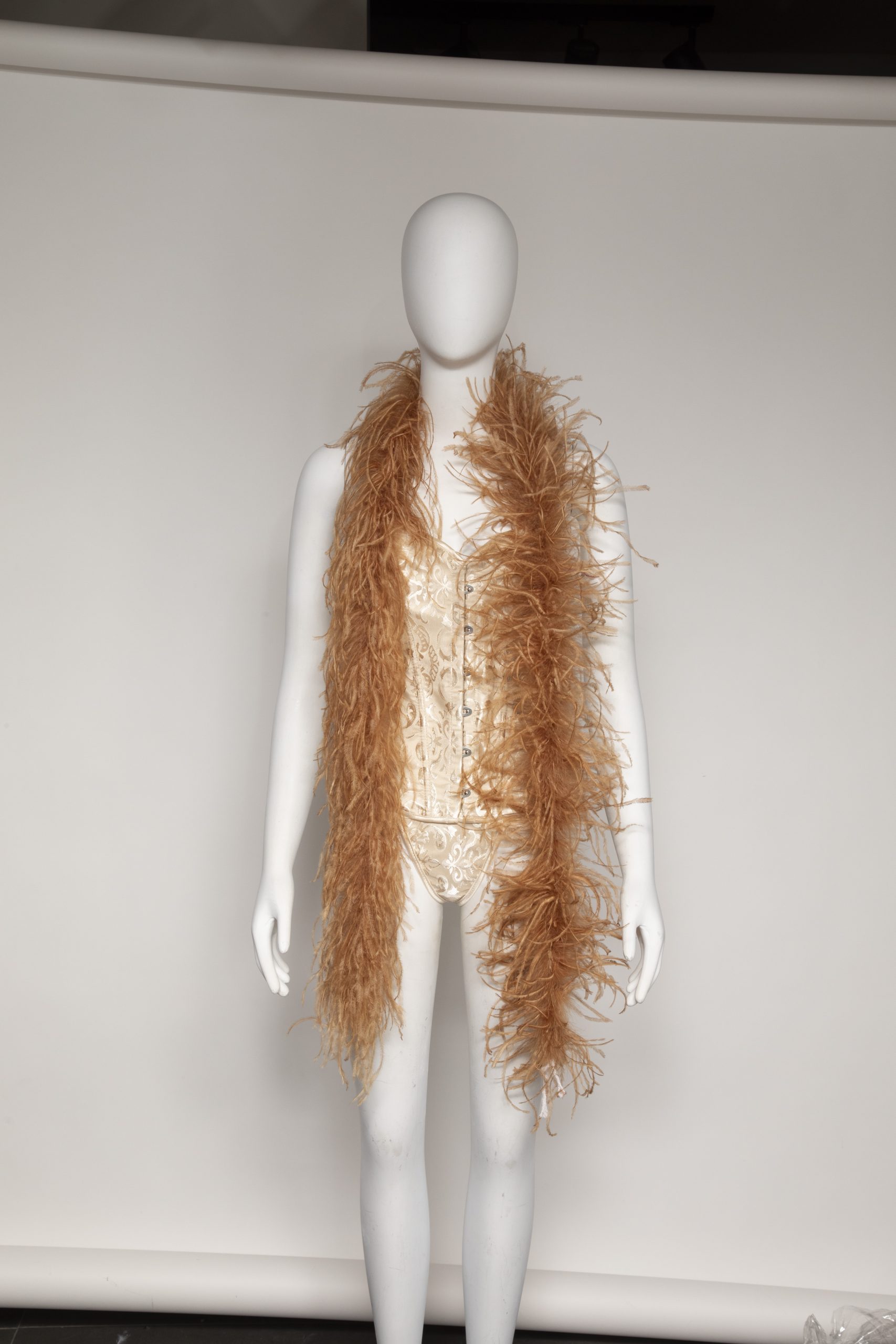 צעיף יען 4 פליי קמל