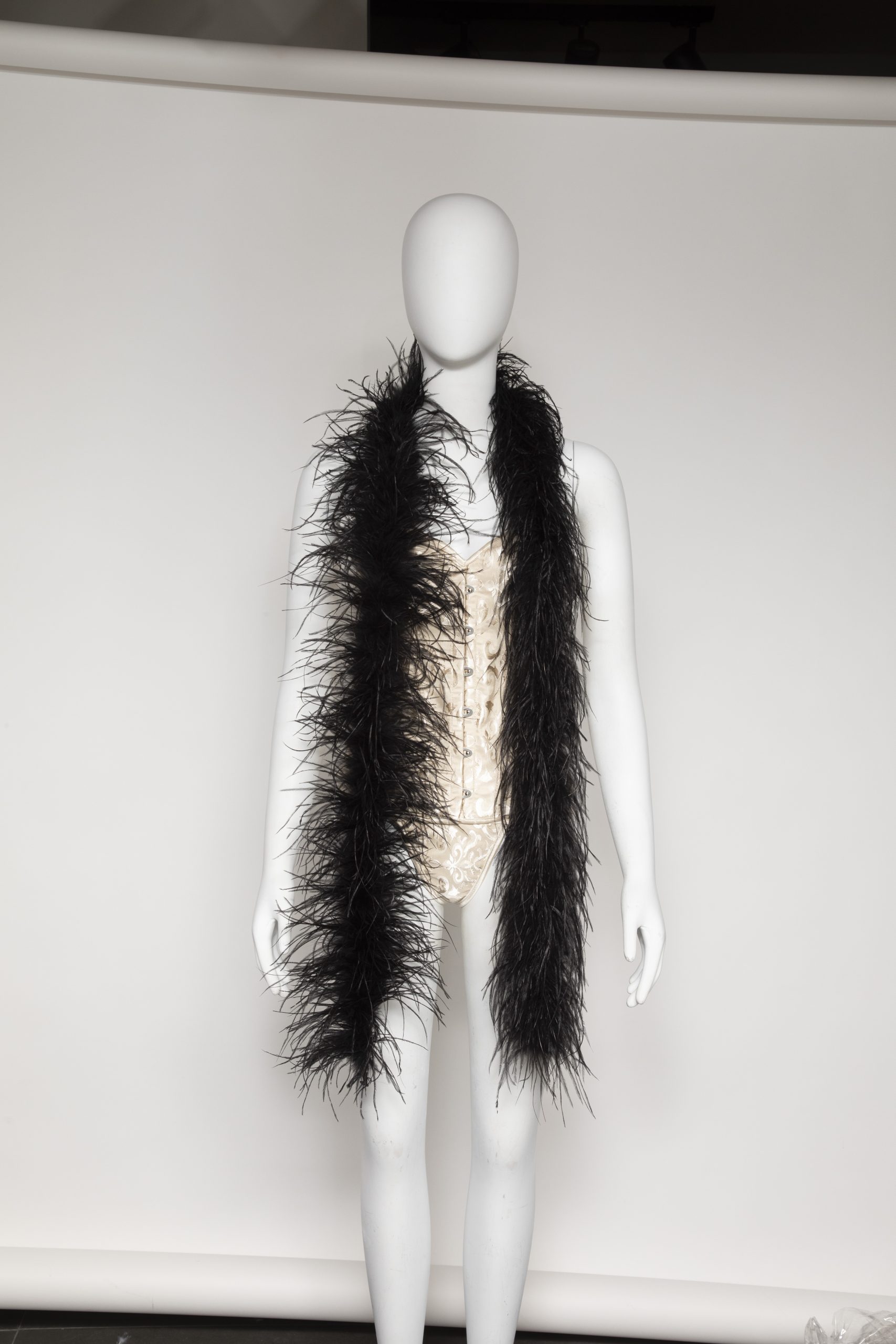 צעיף יען 4 פליי שחור